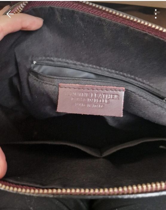 Poșetă din piele naturală burgundy