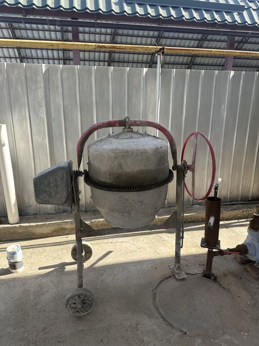 Бетономешалка продам