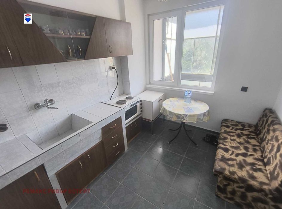 Продава се Тристаен апартамент в Русе, Център - 98 кв.м за 1653 €/кв.м - Снимка #1