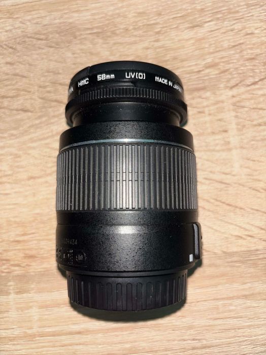 Обектив canon ef-s 18-55mm 3.5-5.6 IS