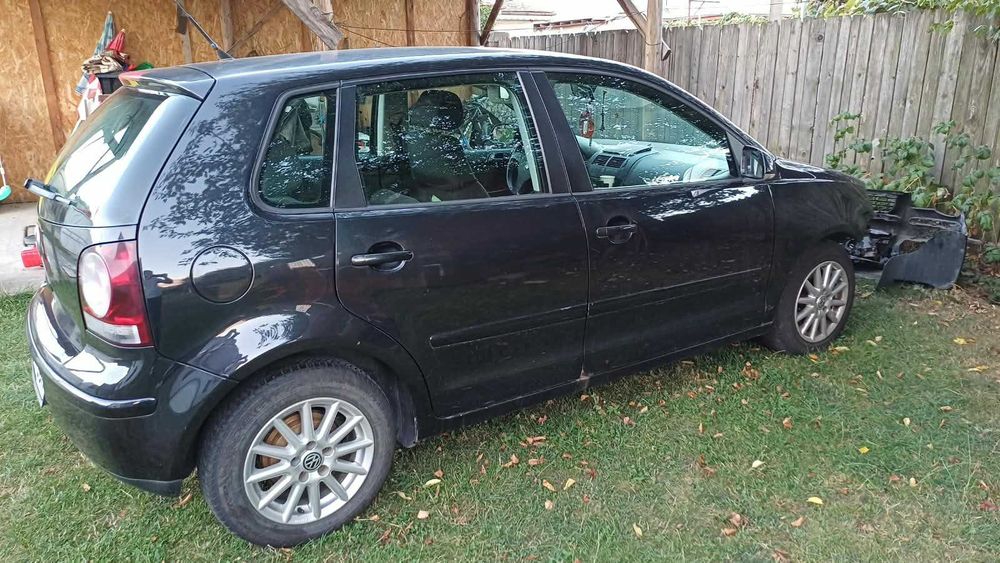 VW Polo 9N 1.4 benzină 2006 avariat - motor intact/funcțional