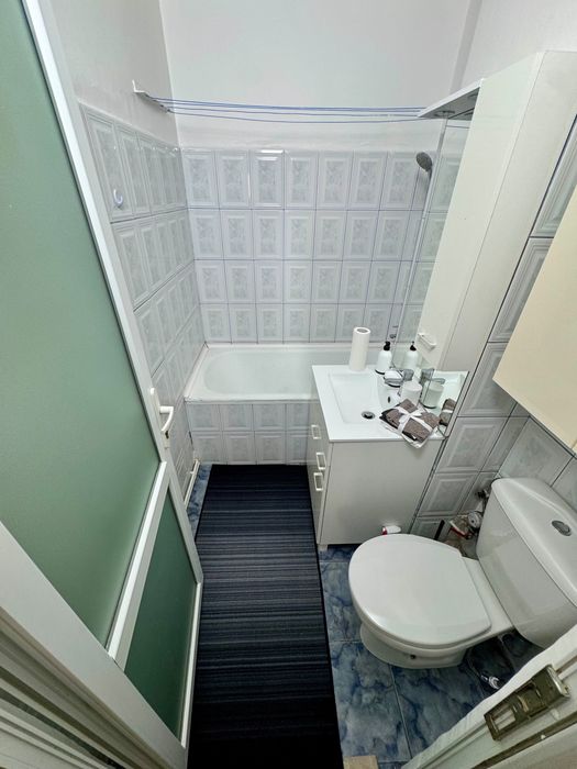 Apartament de inchiriat, micro 4