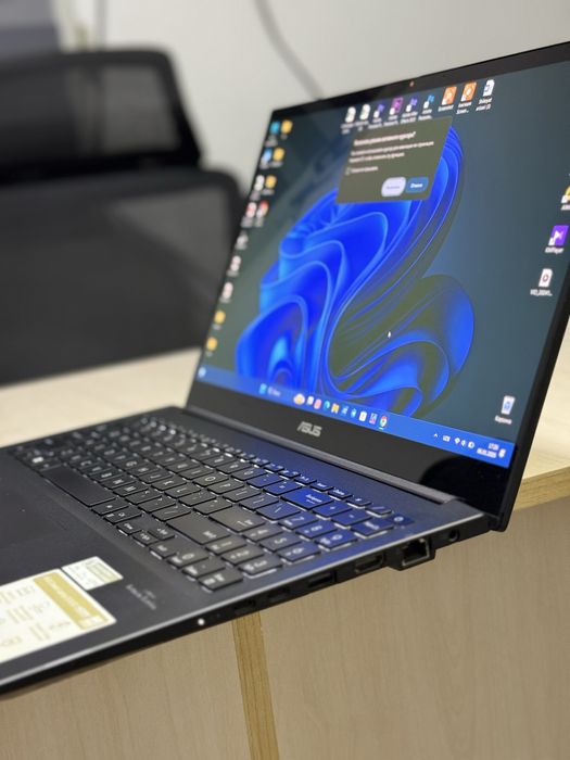 Sotiladi Notebook Asus Creator Laptop for Render