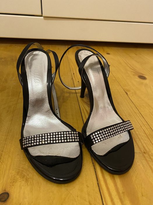 sandale cu toc stiletto