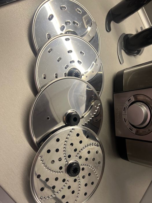 Кухненски робот GORENJE SBR1000BE