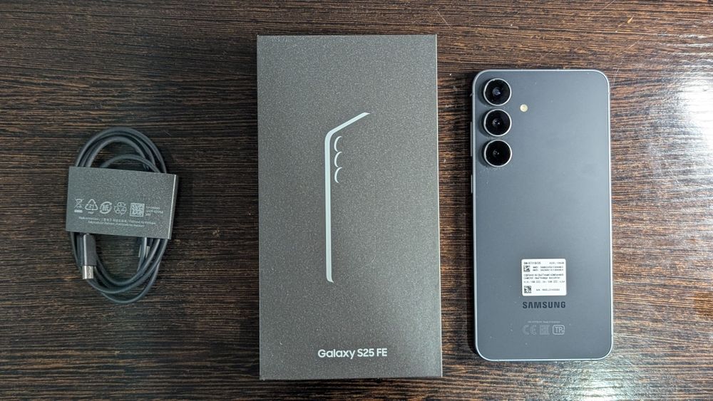 Samsung S25 FE 128 Gb JetBlack