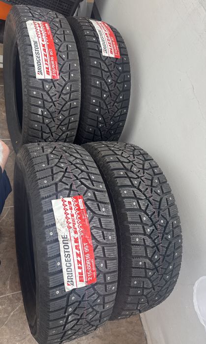 Шины зимние 215/60/16 Bridgestone