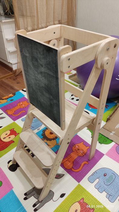 Башня помощника, стремянка