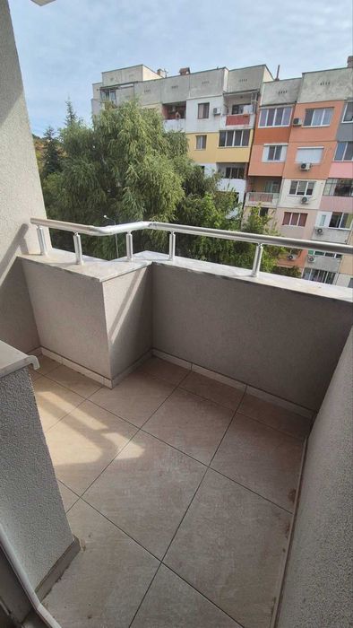 Продава се Двустаен апартамент в Стара Загора, Център - 80 кв.м за 638 €/кв.м - Снимка #4