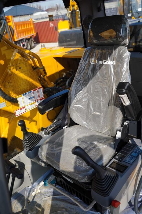 Гусеничный Экскаватор LiuGong 925E