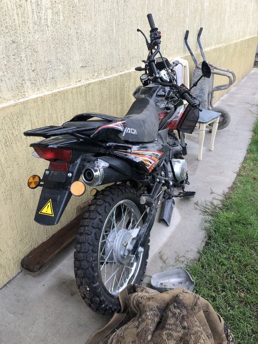 Эндуро yaqi tornado 250