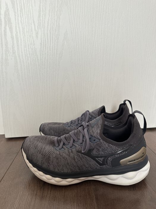 Маратонки Mizuno