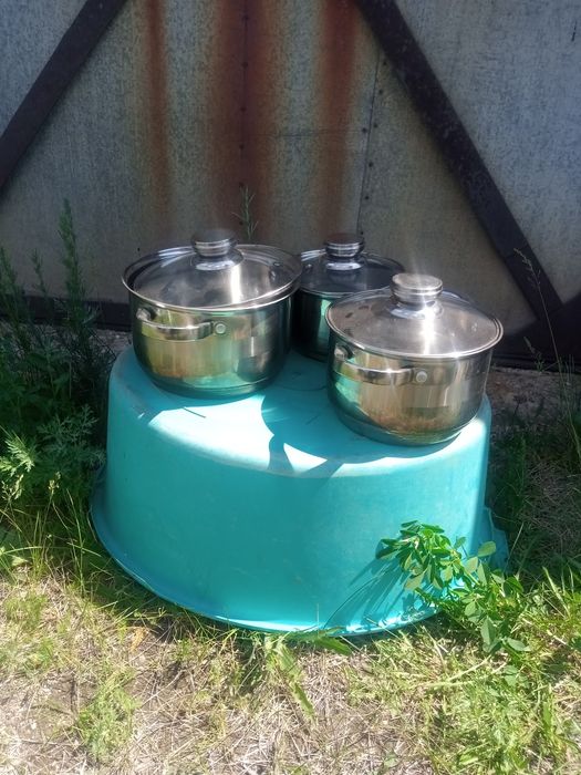 Кастрюли набор 3 штуки