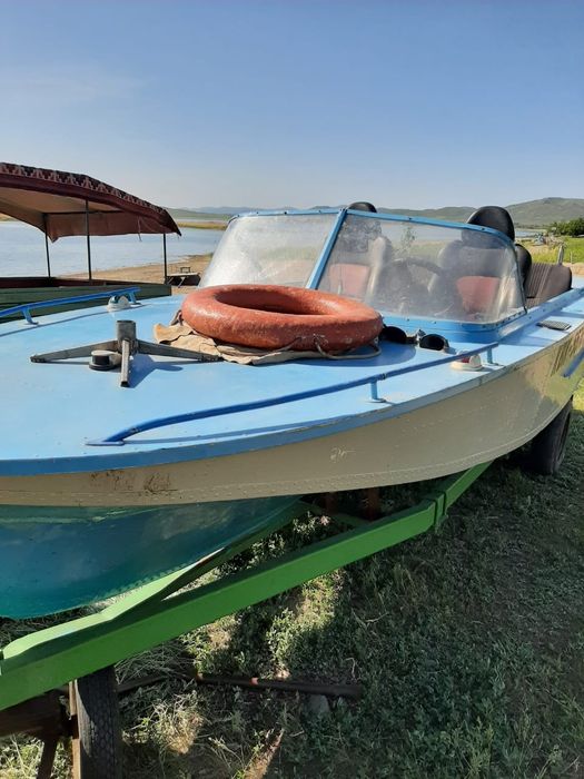 Продам катер Амур