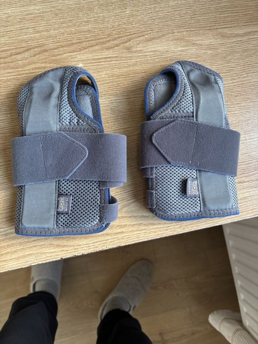 Orteza Bort incheietura mainii drepte Marimea M.