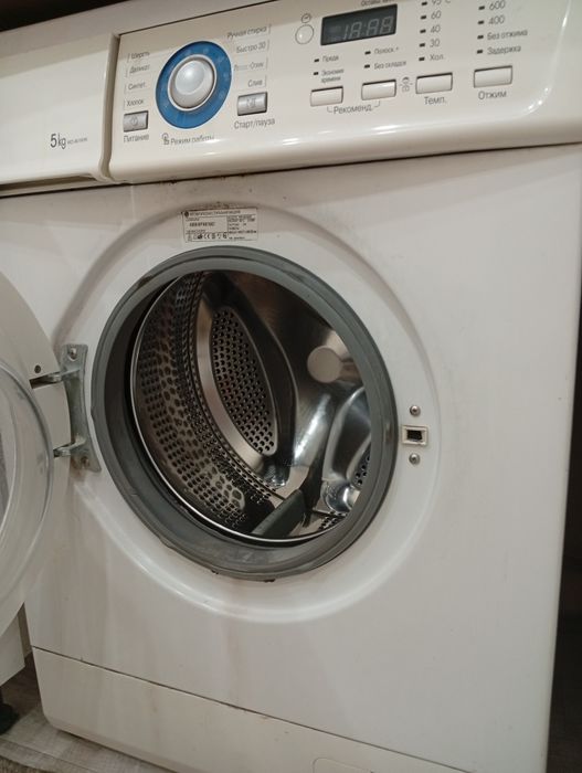 Стиральная машинка  LG