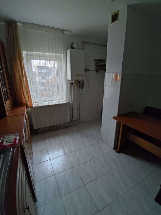 Vand apartament 2 camere luminat si spatios  pe Str. Ranetti Timisoara