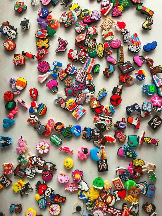 Jibbitz LA ALEGERE! CEL MAI MIC PRET figurine charms pin crocs
