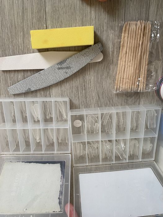 Лампы для сушки ногтей маникюр