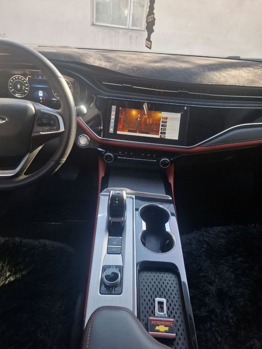 Hammanarsasi tinniq ishlidi tiq digan tpvush yoq salonda