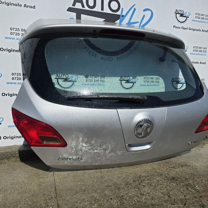 Haion cu luneta Opel Astra J Facelift