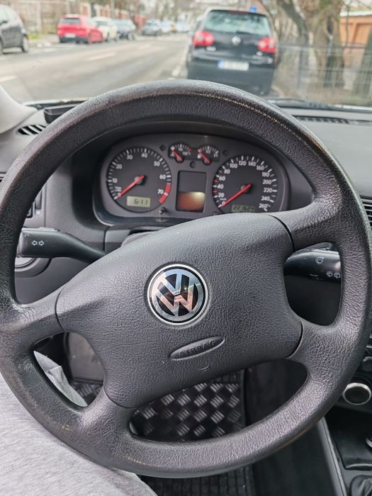 Golf 4 1.6 benzina 105 cai