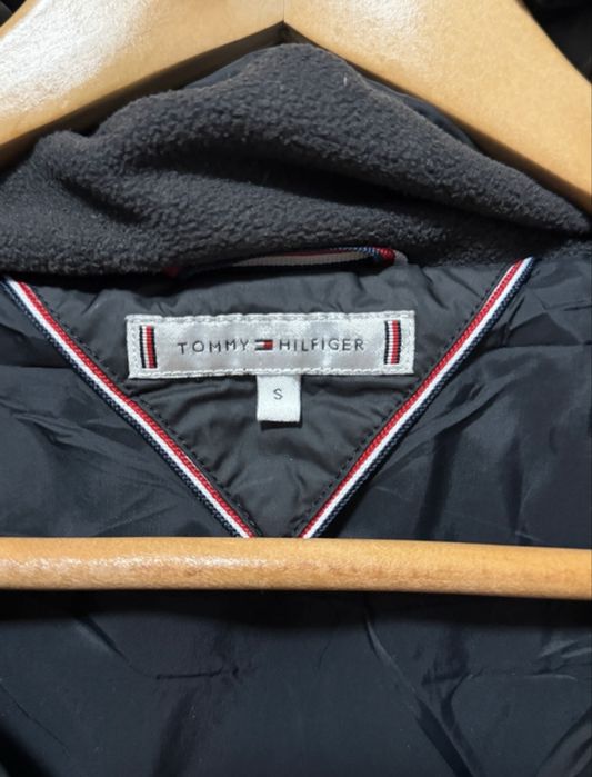 Geaca din puf , tommy hilfiger