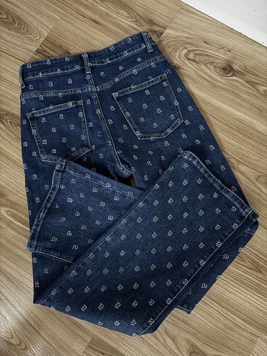 Дамски дънки с камъни