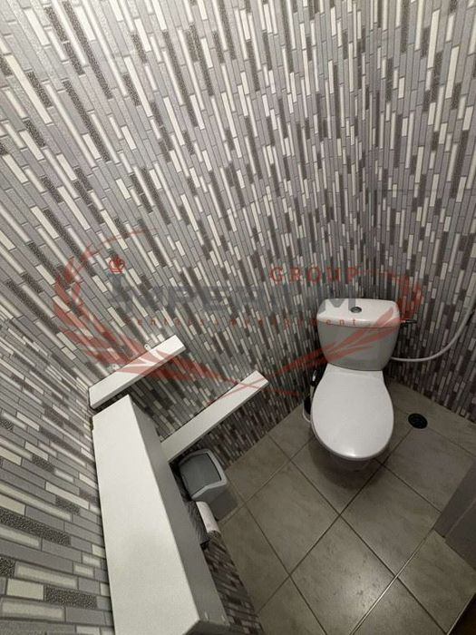 Дава се под наем Тристаен апартамент в Варна, Център - 80 кв.м за 663 € - Снимка #10