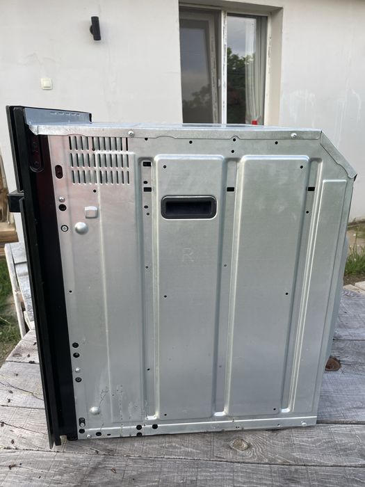 Фурна за вграждане Beko BIM24301BS