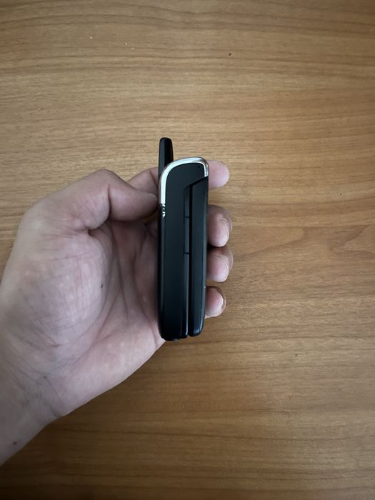 Продам простой телефон Hokia и Samsung