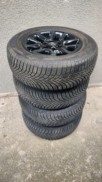 Vând jante originale Toyota Hilux265/65/17 și 265/60/18