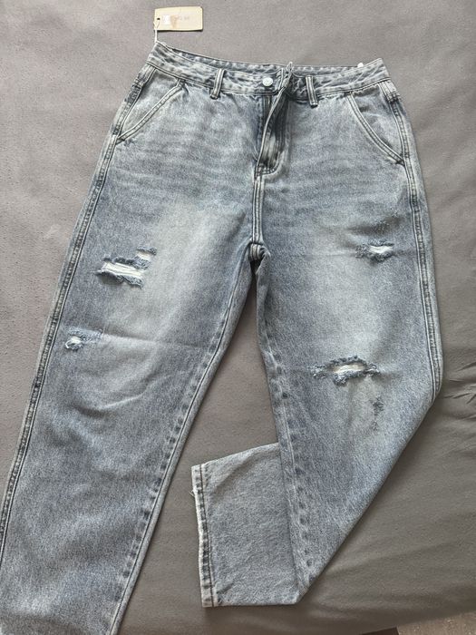 Продам джинсы новые