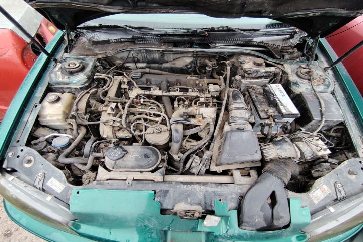 Usa / Portiera fata stanga Peugeot 306 2000 2.0 MT HDI (90 hp)