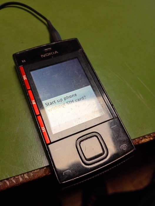 Лот от телефони Нокия  x2 x3 Самсунг b2100