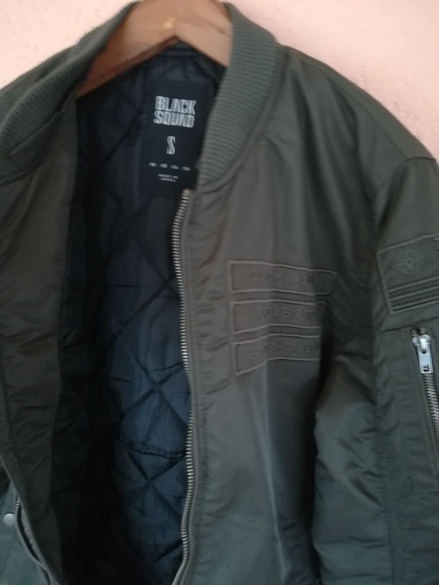 Black squad bomber clearance jacket