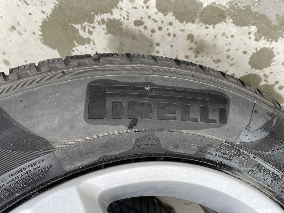 Jante Audi Volkswagen 235 65 17 Pirelli Iarna