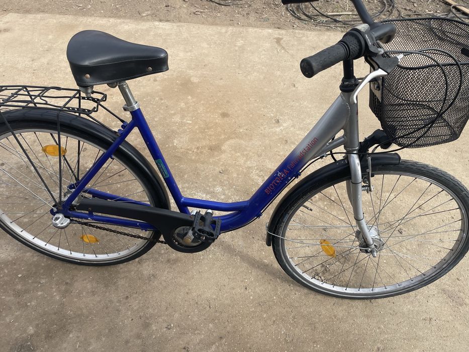Bicicleta dama roti 28 2 modele una noua