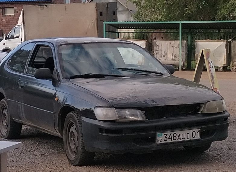 Продам машину Toyota Corolla
