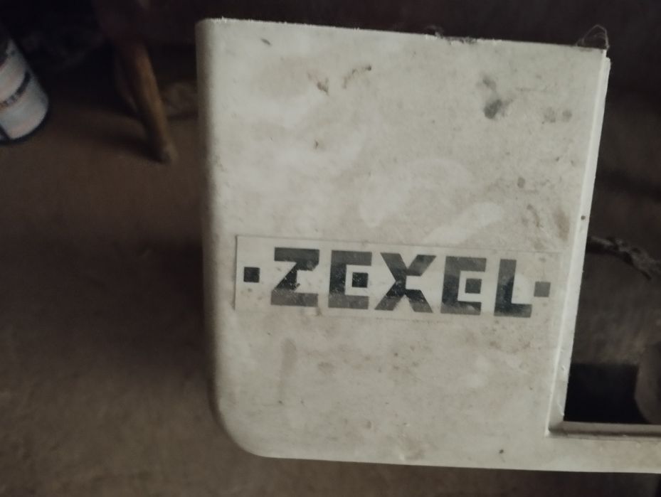 Рефрижератор "ZEXEL" на запчасти (реф)