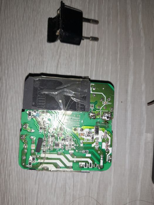Laptop Quvvatlagich 19.5V va Asus Quvvatlagich 19.5V