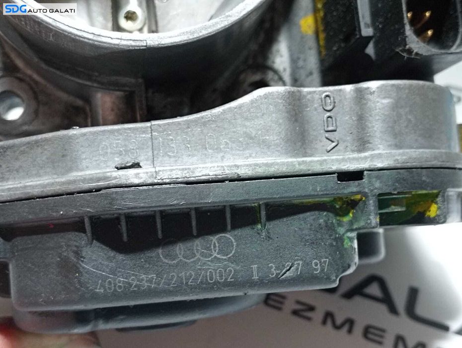 Clapeta Acceleratie Audi A4 B5 1.6 B 1997 - 2001 Cod 058133063H [M4203]