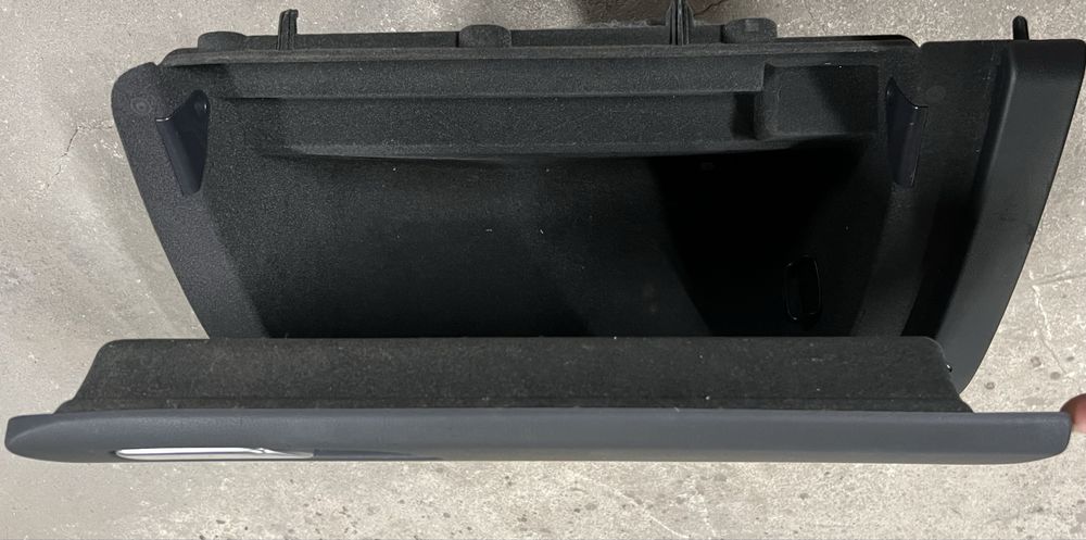 Жабка за Audi A4 B8 8,5 2008/2013 8K1 857 035 6PS