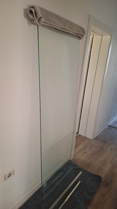 Perete dus walk-in sticla securizata 8 mm rama crom