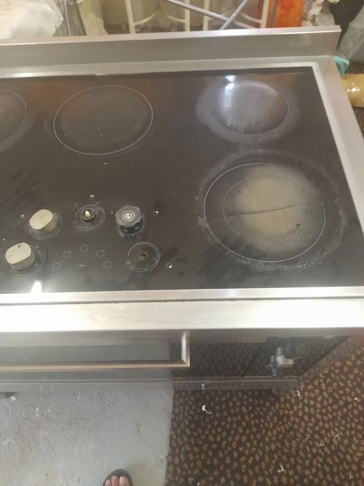 Продам электро духовку