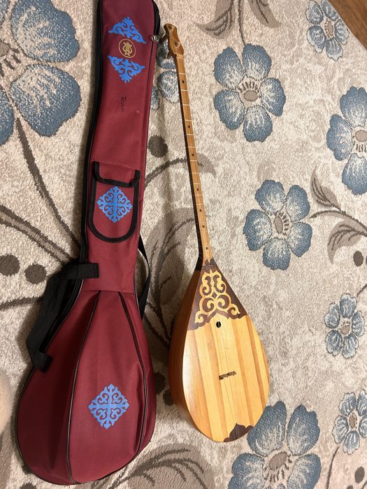 Срочно продается домбыра