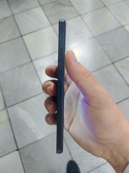 Oppo A57 8/128 без комплектации