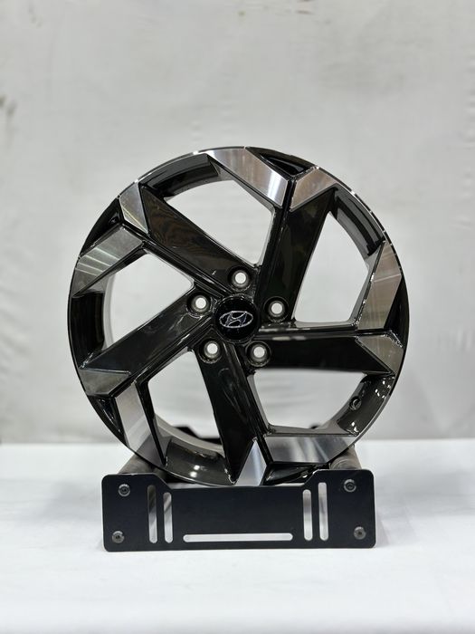 комплект диск R17 5x114.3