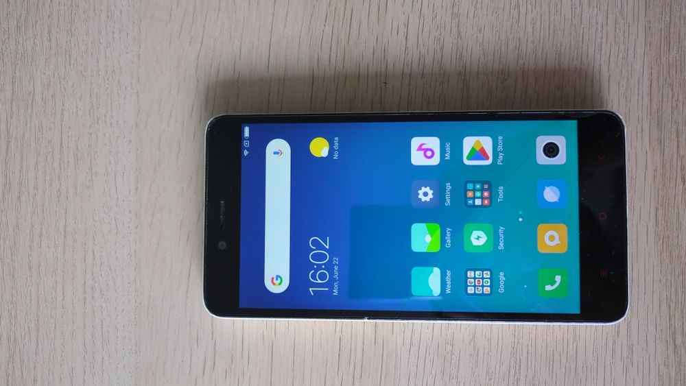Продавам Xiaomi Redmi Note 2
