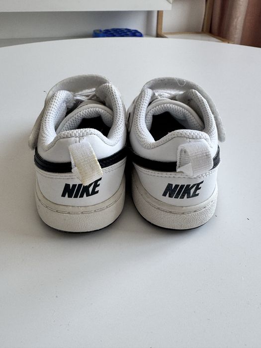 Обувки Nike за момче
